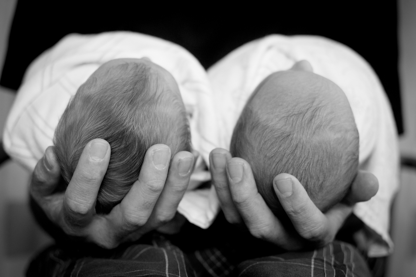 Quianna Marie Photography - New Born Photography - Twins