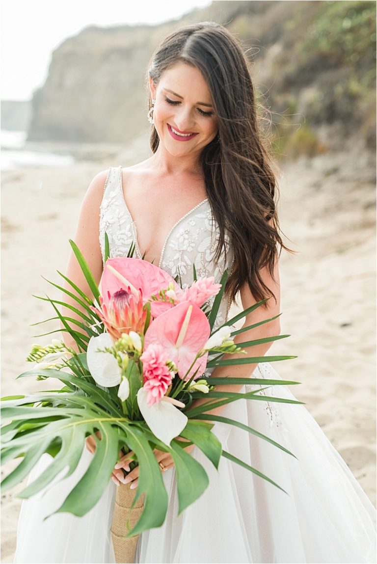 Hawaii Inspired | California Coast Wedding | Laura and Josh - Quianna Marie